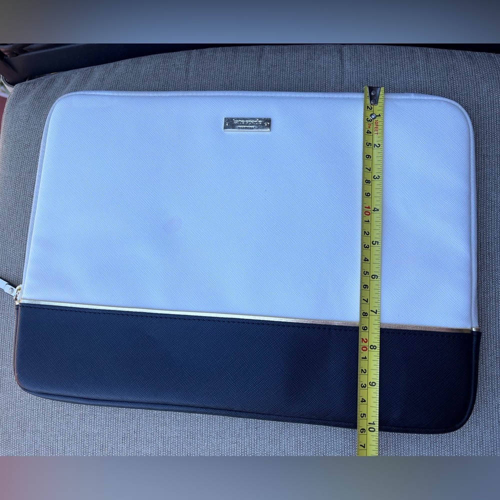 EUC Kate Spade Laptop/Tablet Carry Pouch - Picture 8 of 14